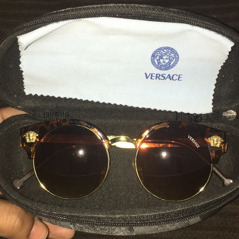 Versace Sunglasses 😎 With Case&Cleaning Rag